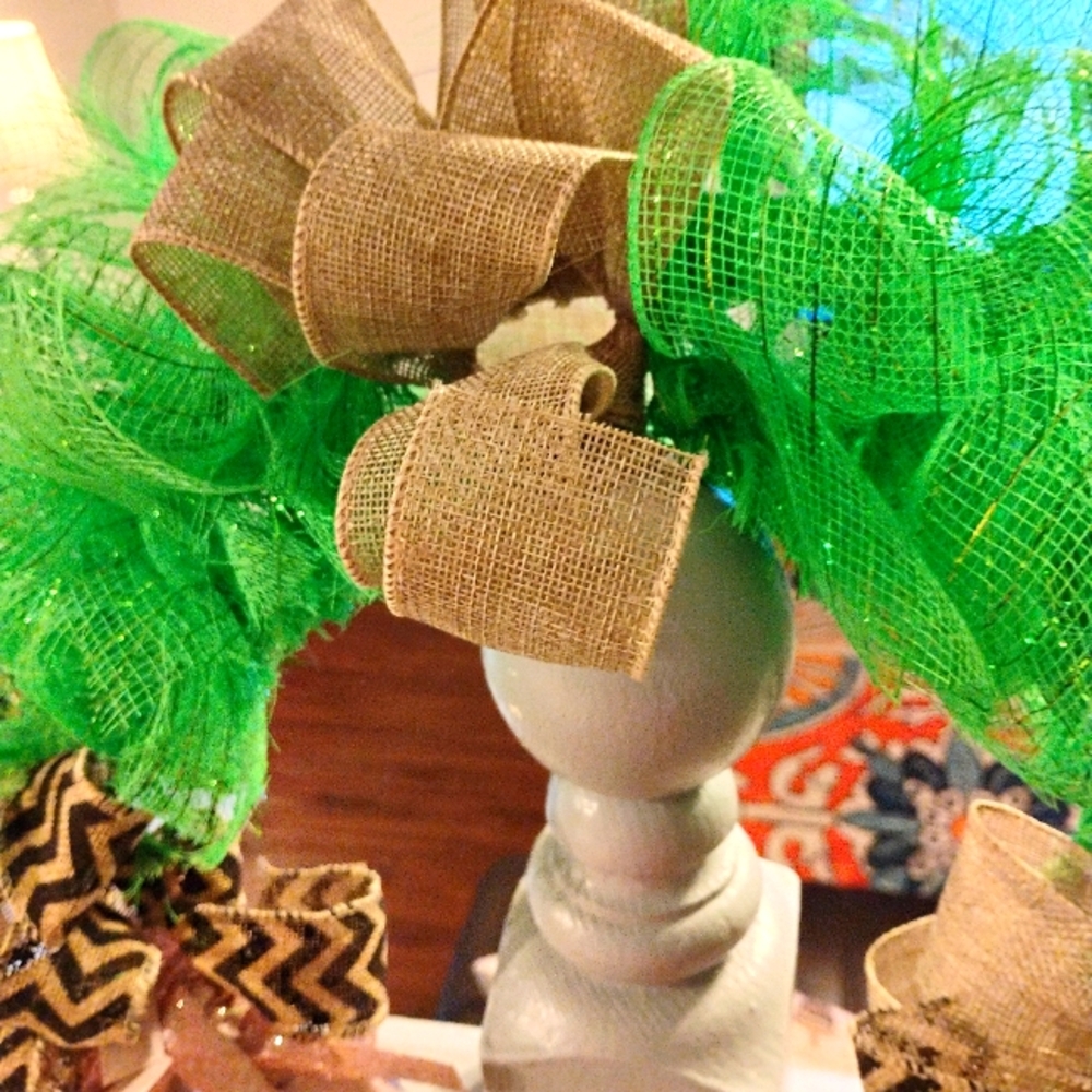 Green and Tan Decorative Bow Accent